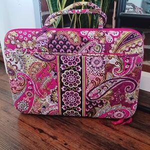 Very Bradley "Very Berry" pink and green paisley hard shell laptop case/bag